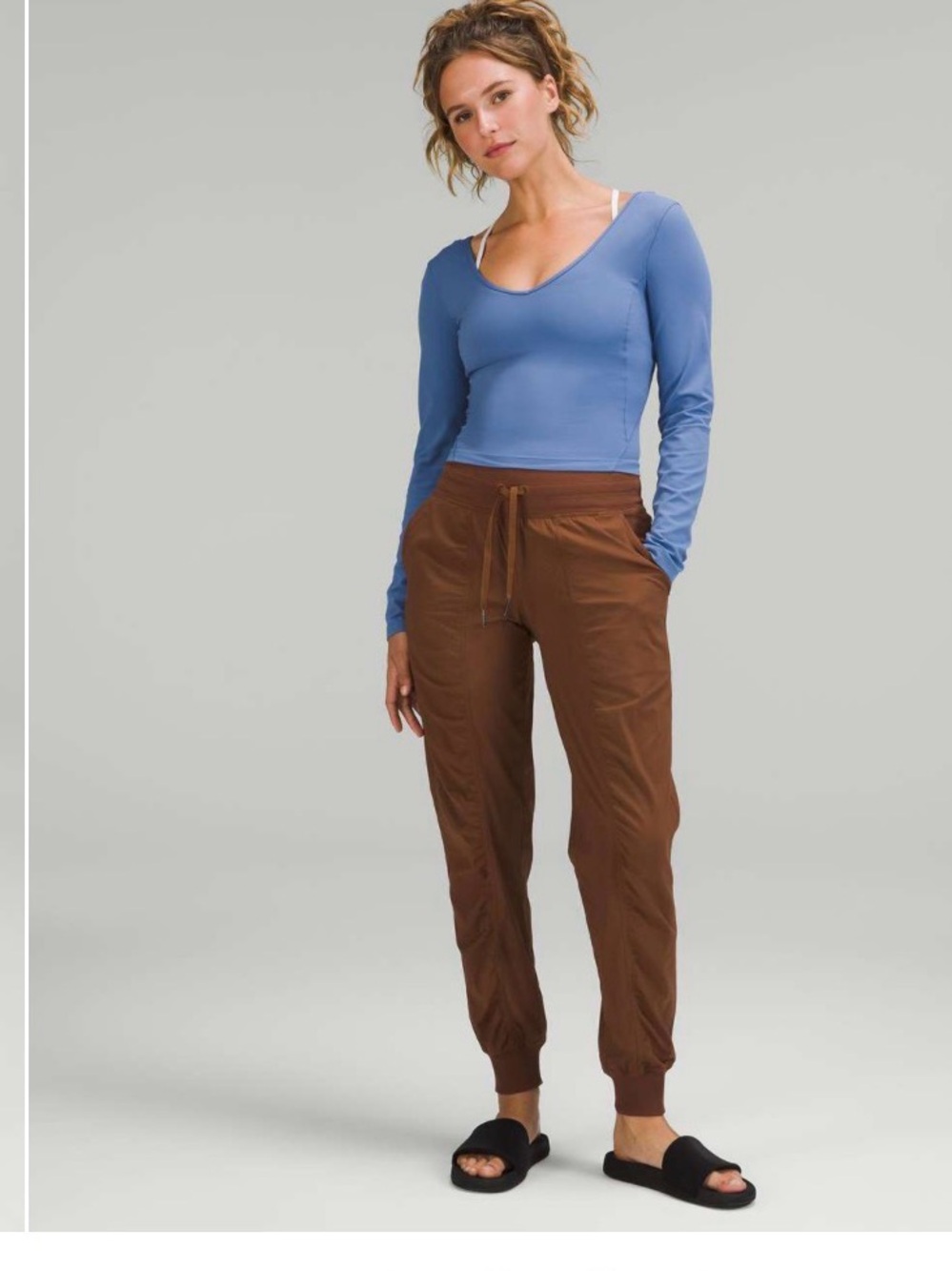Lululemon Dance Studio Mid-Rise Jogger
Roasted Brown size 8